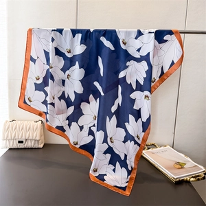 Elegant Women Square Scarf Satin Like Satin Floral Print Neck Head Accessory Fashion Versatile Wrap