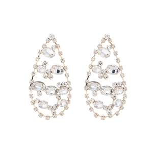 Boucles d'oreilles pendantes dorées en forme de larme avec strass et franges