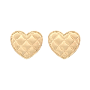 Golden heart-shaped stud earrings with classic quilted texture and rope border detail