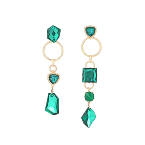 Asymmetric long emerald green crystal drop earrings with vintage gold metal geometric frame