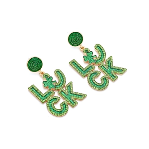 Grüne Luck-Ohrringe mit Kleeblatt-Design und Strasssteinen für den St. Patrick's Day