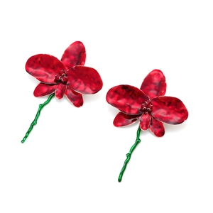 Boucles d'oreilles orchidée en émail rouge avec tiges vertes et strass rouges
