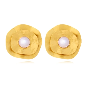 Retro Gehämmert Textur Unregelmäßige Runde Legierung Blume Ohrstecker Mit Imitation Künstliche Perle Einlage Damen