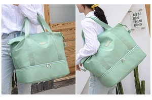 Bolso de viaje verde menta con compartimento inferior para zapatos y nailon impermeable