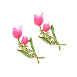 Boucles d'oreilles tulipes dorées élégantes avec émail rose et feuilles en cristaux verts