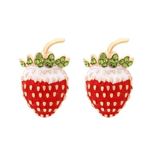 Boucles d'oreilles fraise avec émail rouge et cristaux verts sur un alliage doré