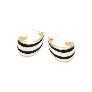 Retro C-shaped gold earrings with black and white striped enamel finish for women