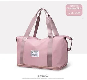 Detail view of Sakura Pink fitness bag with bottom dry-wet separation zipper layer