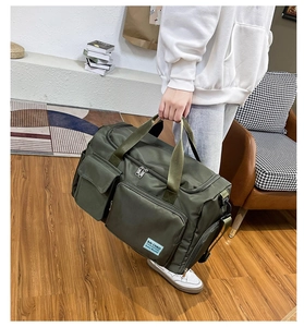 Borsa fitness in nylon impermeabile verde oliva con tasche frontali e grande capacità
