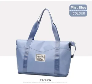 Detail of Misty Blue fitness bag with bottom zipper compartment for wet dry separation