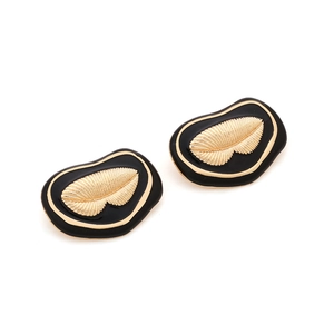 Boucles d'oreilles émaillées irrégulières avec texture de feuille dorée style rétro