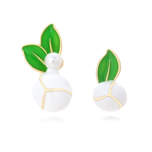 Boucles D'oreilles Boutons Bourgeon De Magnolia Et Feuille Asymétriques Émail Alliage De Zinc Künstliche Perle D'imitation