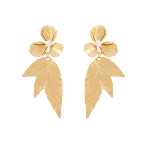 Vintage gold fan-shaped leaf drop earrings with white pearl detail for women