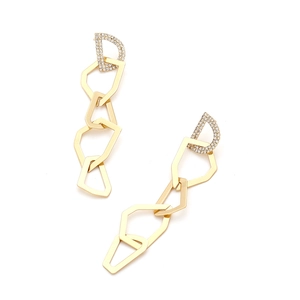 Boucles d'oreilles pendantes géométriques dorées avec pendentifs lettre D en strass