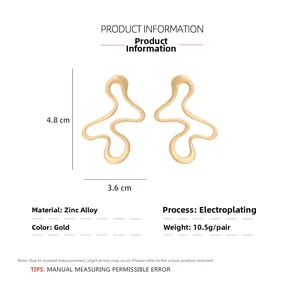 Detail view of gold zinc alloy earrings with dimensions 4.8cm height and 3.6cm width