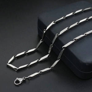Collana a catena a maglie cilindriche in acciaio inossidabile argento con chiusura a moschettone