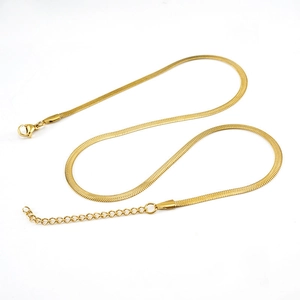 Élégant collier chaîne serpent plate en acier inoxydable doré avec fermoir homard