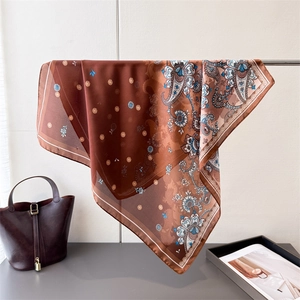 Vintage Paisley Print Imitation Satin Square Scarf Bohemian Floral Smooth Satin Elegant Headwear Neck Scarf Women Accessory