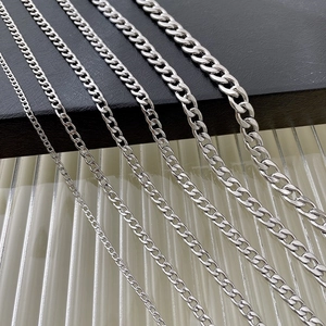Comparison of six various widths of stainless steel curb chains on a display stand