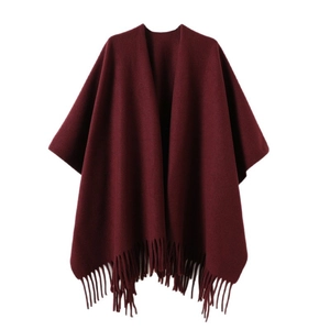 Châle poncho réversible rouge vin minimaliste avec ourlet à franges pour l'automne