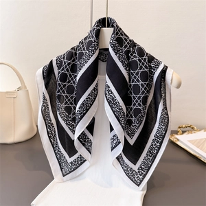 Foulard Carré À Motif Géométrique Aspect Satin Polyester Bandana Léopard Rétro Style Français Femme
