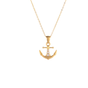 Collier ancre dorée avec zircons blancs incrustés sur une fine chaîne ajustable