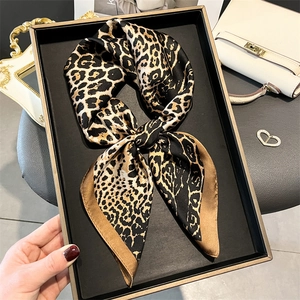 Leopard Print Square Scarf Satin Like Satin Neck Scarf Headscarf Fashion Hair Wrap For Women Chic Vintage Elegant