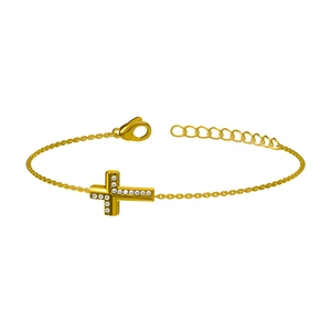 Détail macro d'un bracelet croix plaqué or avec zircons blancs et fermoir mousqueton