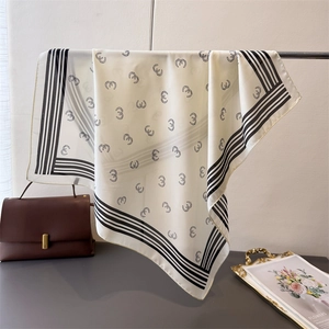 Women Square Scarf Satin Like Satin Geometric Horseshoe Print Headscarf Elegant Stripe Border Shawl Fashionable Accessories