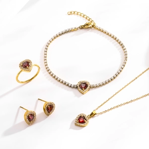 Collier Bracelet Bague Boucles D'oreilles Coeur Acier Inoxydable Zircon Rouge Mode Femmes Bijoux