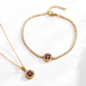 Parure De Bijoux Halo Ronde Élégante Acier Titane Plaqué Or 18K Zircone Rouge Collier Bracelet Bague Boucles D'oreilles