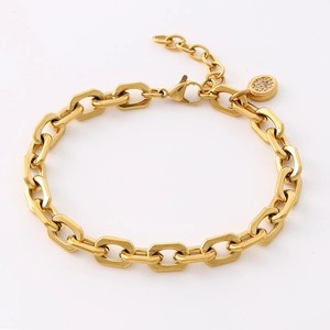 Detail of 18K gold-plated stainless steel chain bracelet with crystal zircon charm