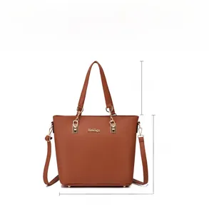 Détails du cabas en cuir PU marron avec logo doré et dimensions précises 36x28x10cm