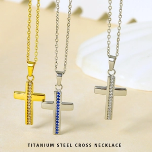 Collana con Pendente a Croce in Acciaio al Titanio per Donna con Intarsi in Zirconia Catena di Lusso Leggera Gioielli alla Moda