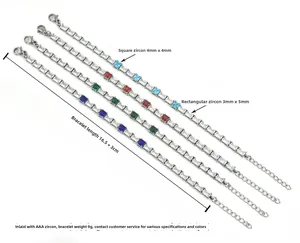 Détail de bracelets tennis en zircon coloré avec breloques cœur et fermoir homard