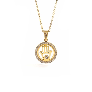 Collana con ciondolo mano di Hamsa dorata con cornice circolare in pavé e catena sottile