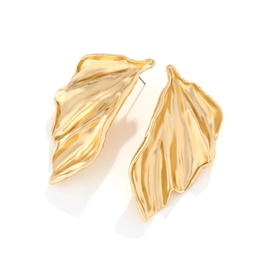 Macro shot of 3D irregular leaf earrings with gold-plated pleated metal texture