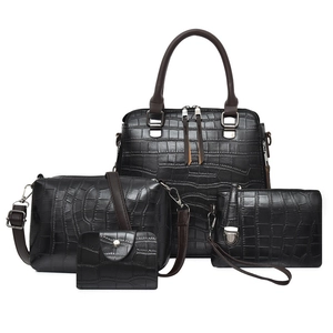 Ensemble de quatre sacs à main noirs à motif crocodile avec grand cabas et bandoulière