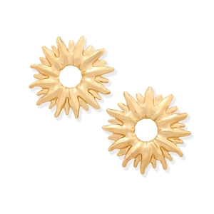 Retro hollow sunflower stud earrings in vintage gold plating with starburst motif