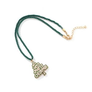 Collier pendentif sapin de Noël avec fausses perles et cordon tressé vert pour femmes