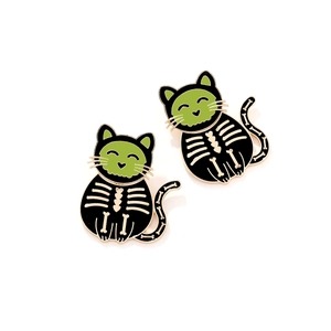 Enamel black cat skeleton earrings with green face for Halloween jewelry fashion