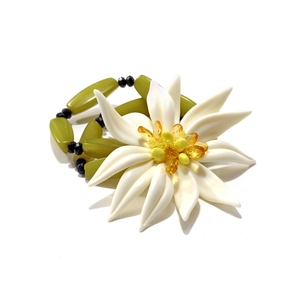 Bohemian multi-layer beaded bracelet with oversized 3D white floral design for holidays