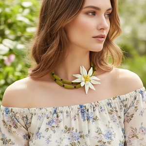 Collier Perles Bohème Multicouche Pendentif Grosse Fleur Résine Blanche Bijoux Résine Acrylique Pour Femmes Style Vacances