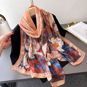 Écharpe Élégante À Imprimé Floral Lotus Pivoine Pour Femmes Polyester Léger Semi Transparent Style Satin Protection Solaire