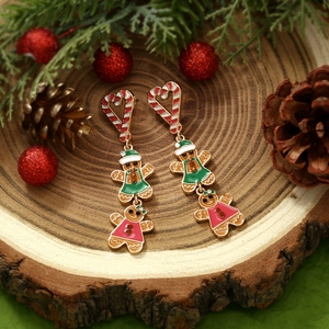 Boucles d'oreilles bonhomme de pain d'épices avec cristaux et émail de Noël