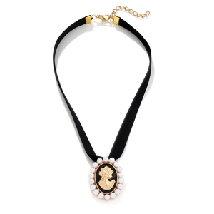 Vintage Cameo Portrait Choker Necklace Alloy Faux Artificial Pearl Black Velvet Ribbon Pendant Adjustable Clavicle Chain For Women
