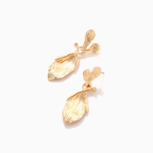 Textured gold leaf drop earrings with hammer pattern for a nature-inspired jewelry look
