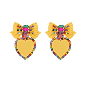 Orecchini a cuore vintage con cristalli colorati e dettaglio con fiocco dorato