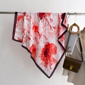 Carré De Satin Imprimé Floral Grand Foulard En Satin Élégant Écharpe De Cou Accessoires De Mode Pour Femmes