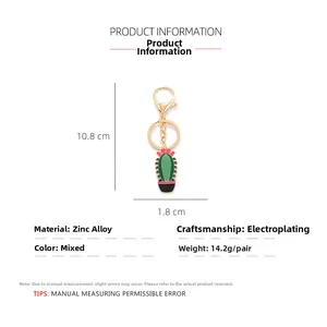 Détail d'un porte-clés cactus en émail coloré de 10,8 cm en alliage de zinc de haute qualité